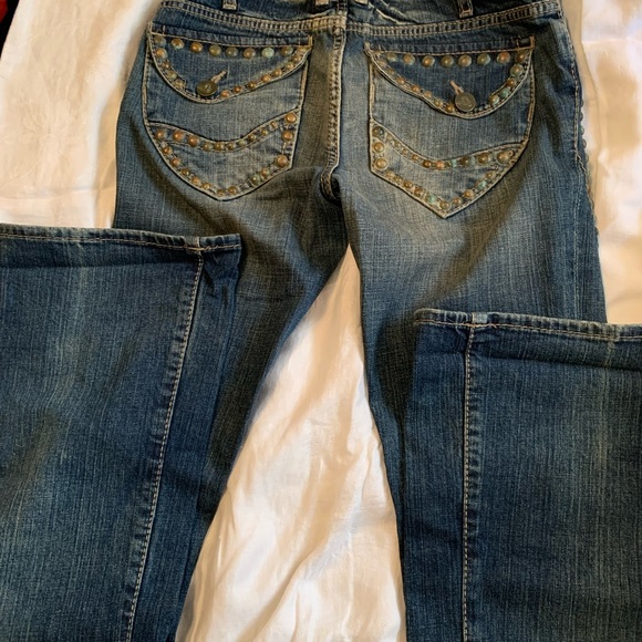 J & Company size 27” acid washed jeans. Patina buttons slight bell bottoms - Picture 6 of 8
